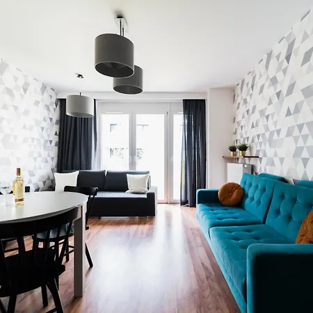 Big - Atal Towers - 3 - Private Parking Place Apartment *