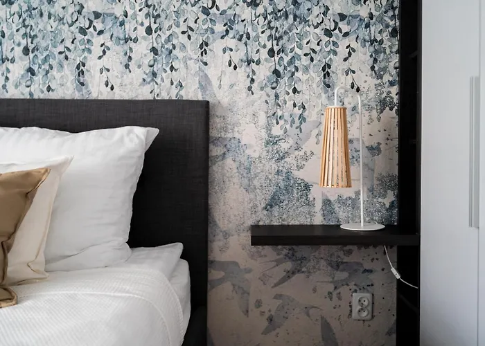 Big - Atal Towers - 3 - Private Parking Place Appartamento *